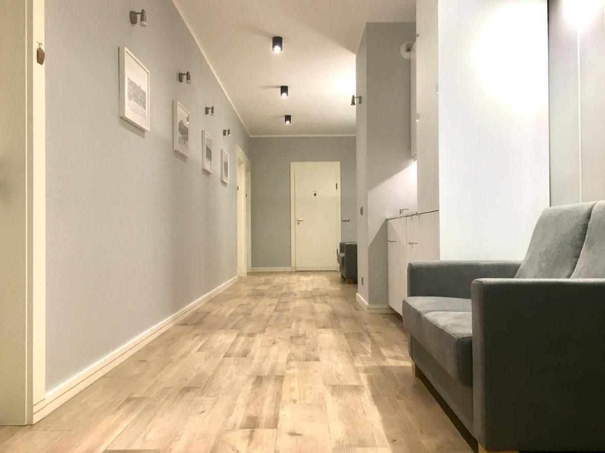 Fractal Guest Rooms - Poznan Centrum Andersia Square & Old Town Стая снимка
