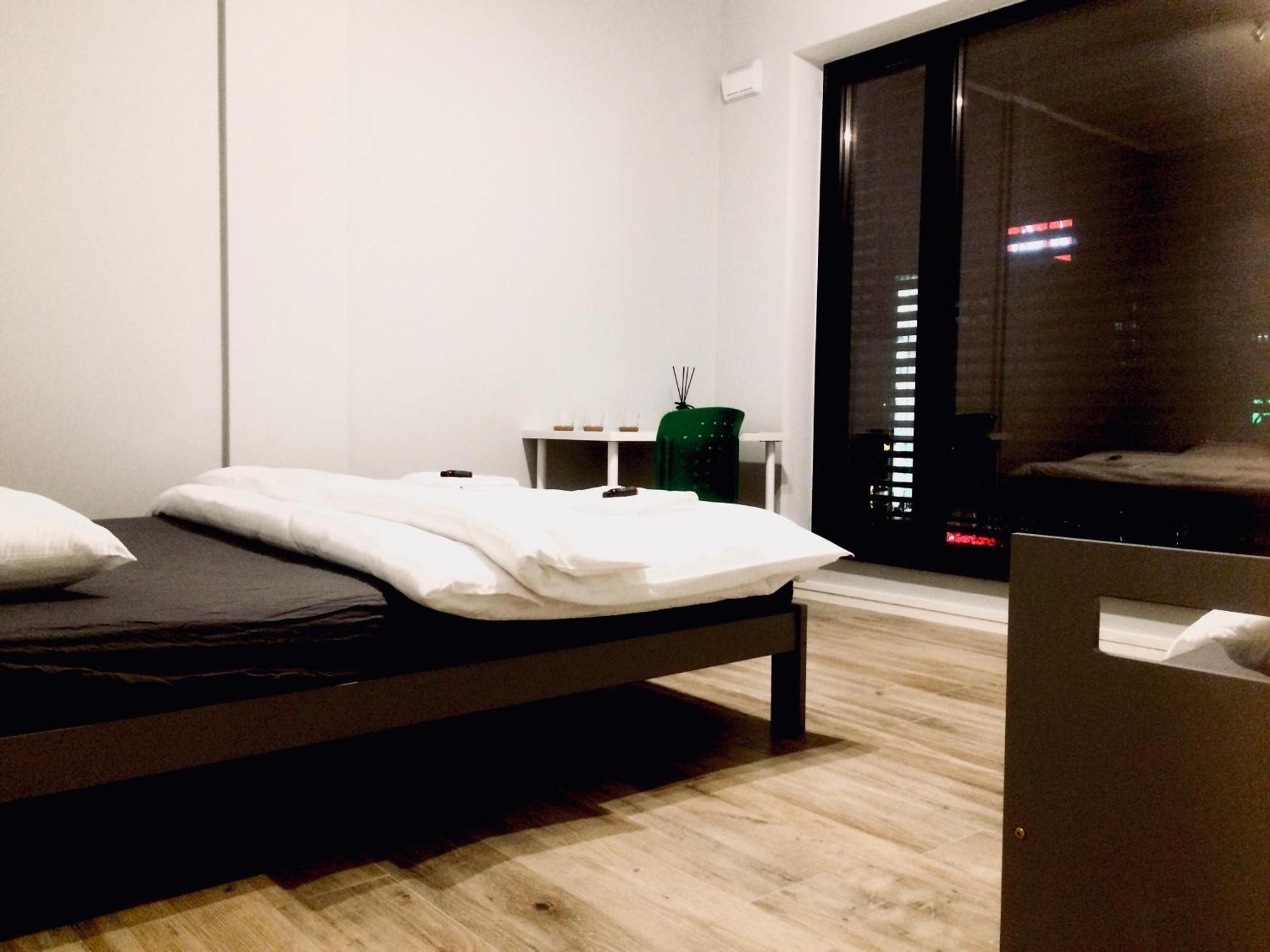 Fractal Guest Rooms - Poznan Centrum Andersia Square & Old Town Стая снимка