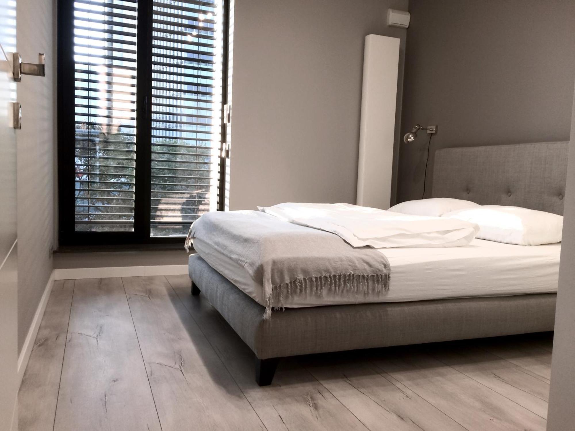 Fractal Guest Rooms - Poznan Centrum Andersia Square & Old Town Екстериор снимка