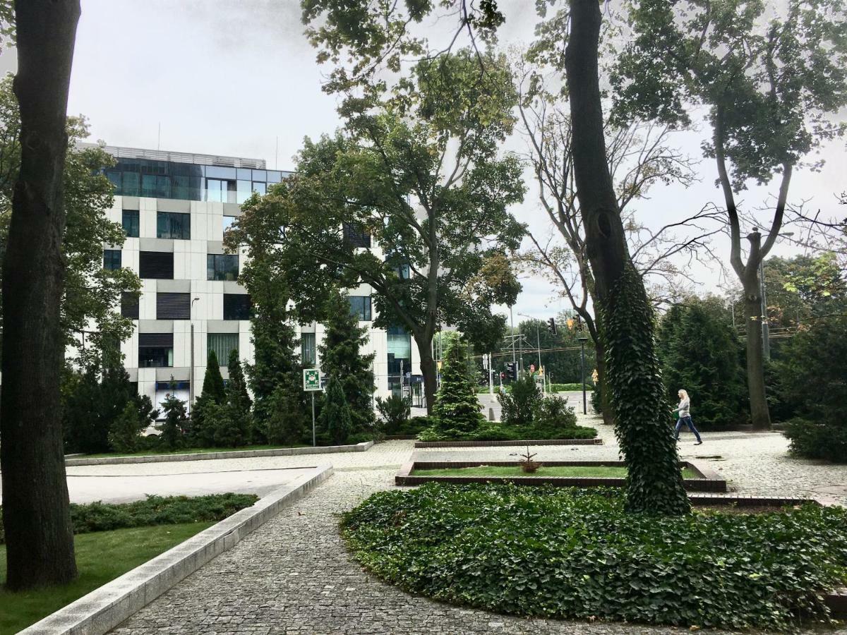 Fractal Guest Rooms - Poznan Centrum Andersia Square & Old Town Екстериор снимка