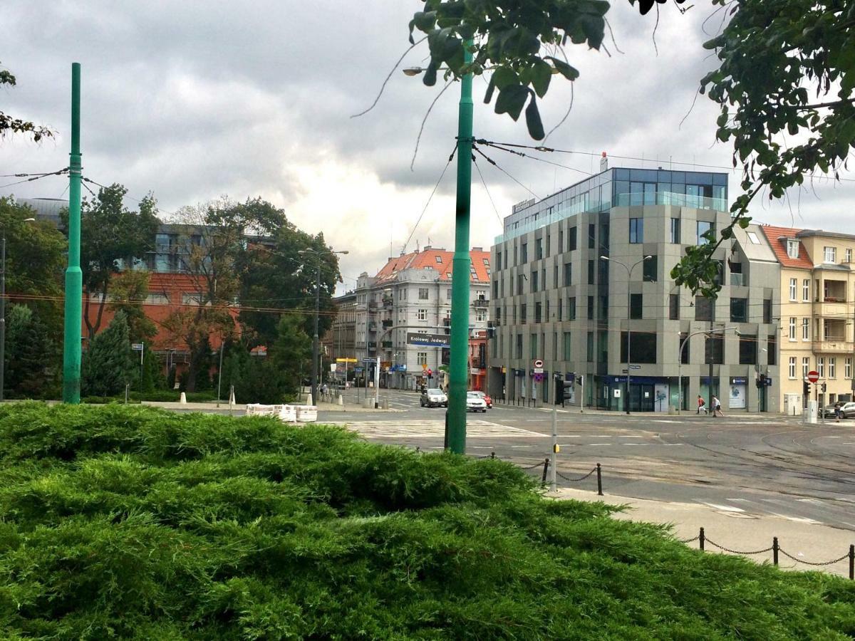 Fractal Guest Rooms - Poznan Centrum Andersia Square & Old Town Екстериор снимка