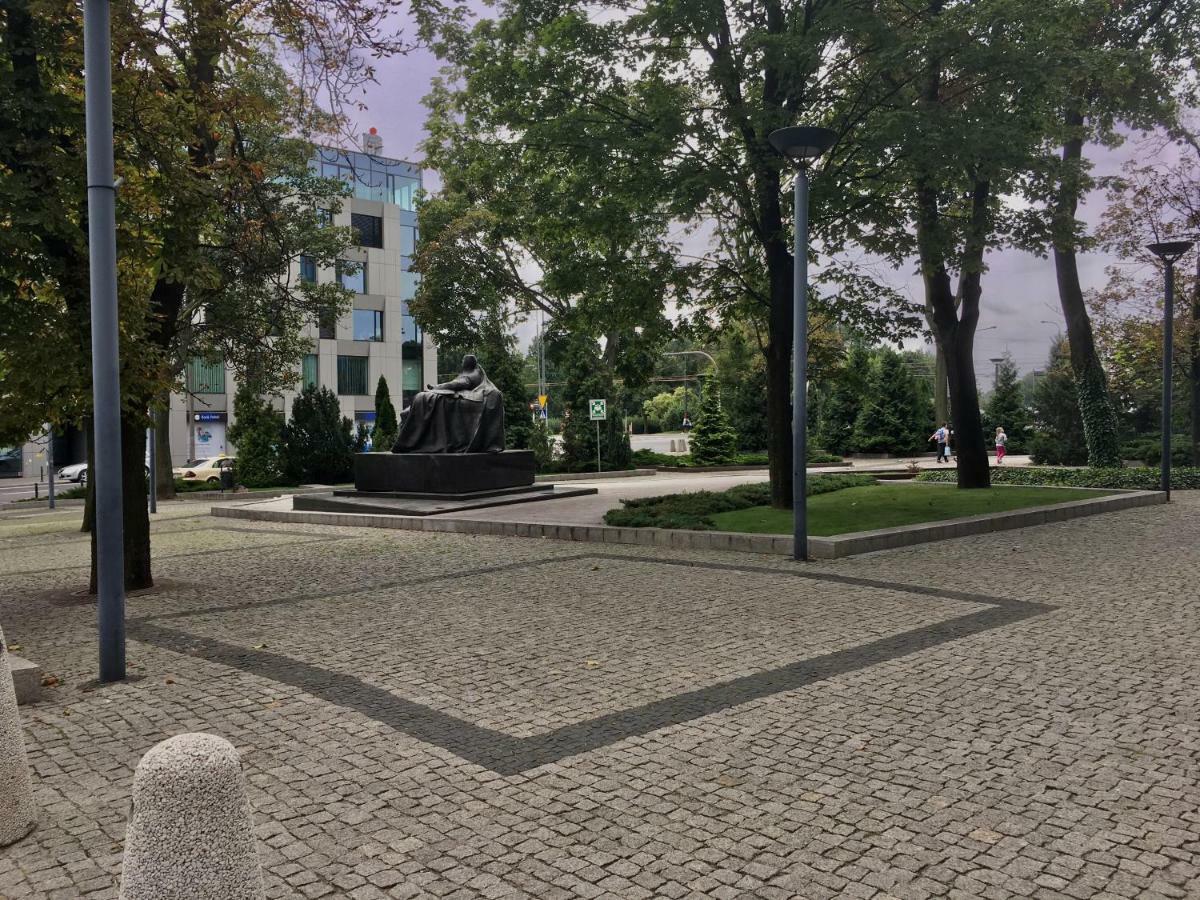 Fractal Guest Rooms - Poznan Centrum Andersia Square & Old Town Екстериор снимка
